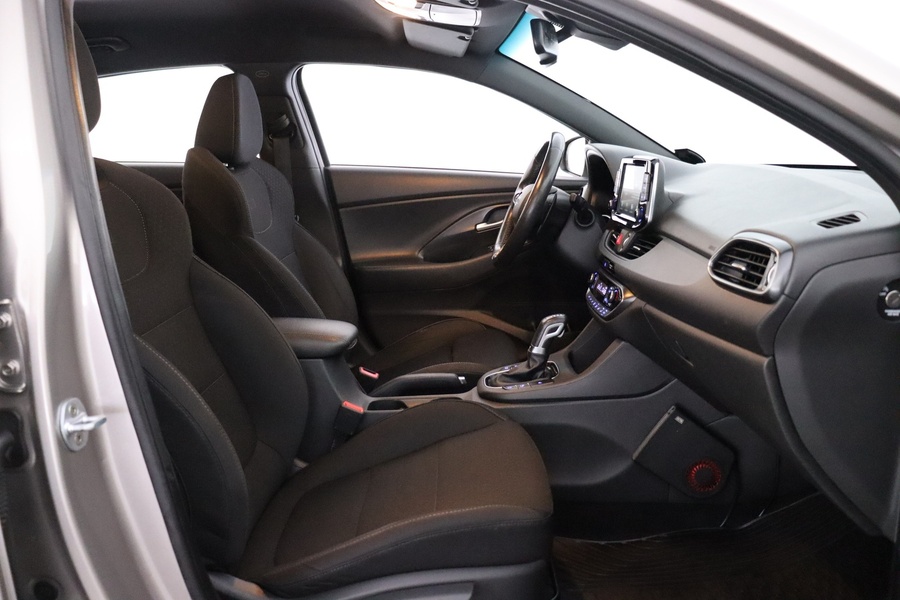 Hyundai i30 Fastback vaihtoauto