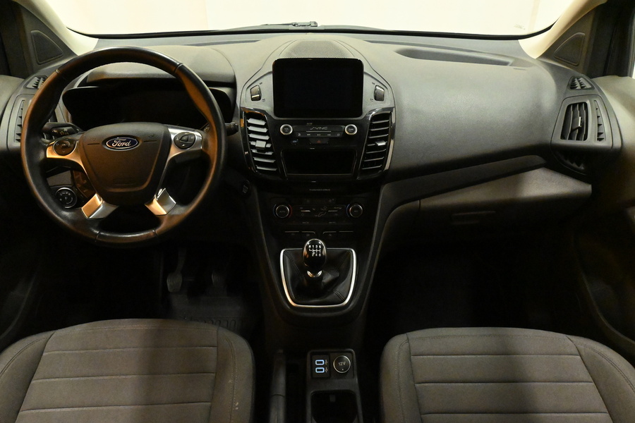 Ford Grand Tourneo Connect vaihtoauto