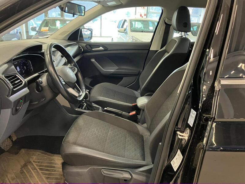 Volkswagen T-Cross vaihtoauto