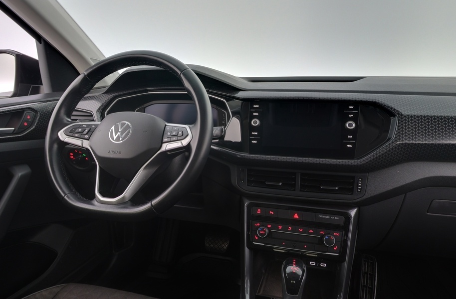 Volkswagen T-Cross vaihtoauto