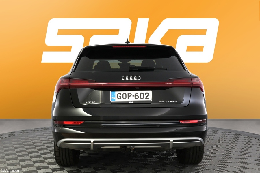 Audi e-tron vaihtoauto
