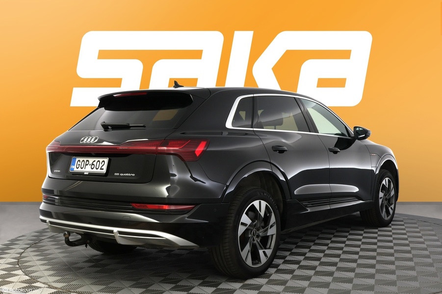 Audi e-tron vaihtoauto
