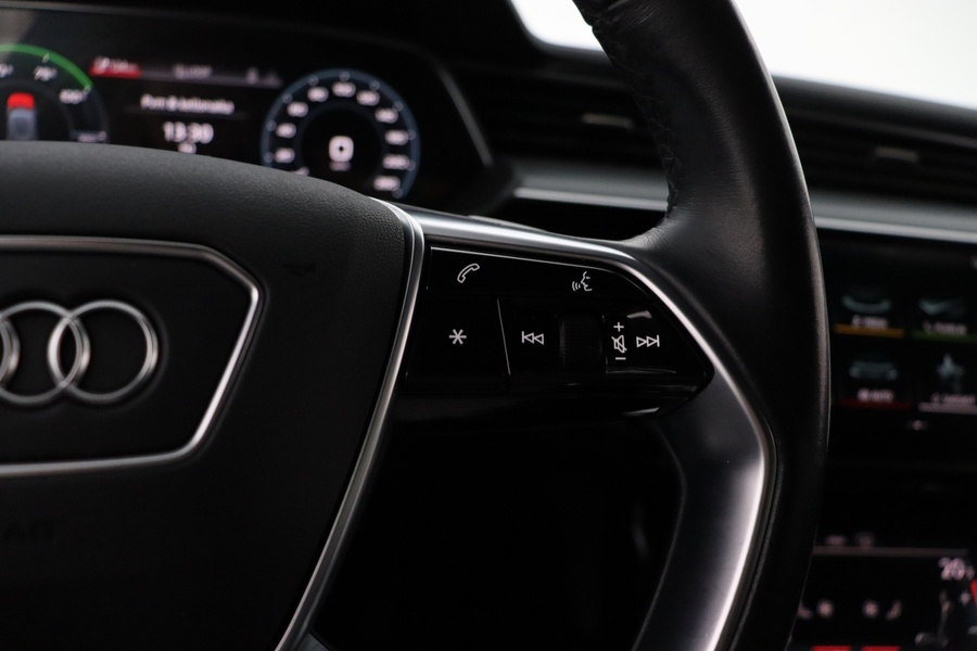 Audi e-tron vaihtoauto