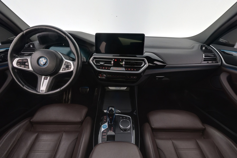 BMW iX3 vaihtoauto