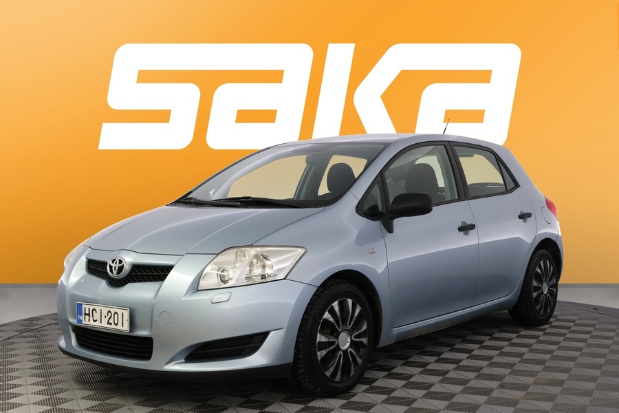 Toyota Auris vaihtoauto