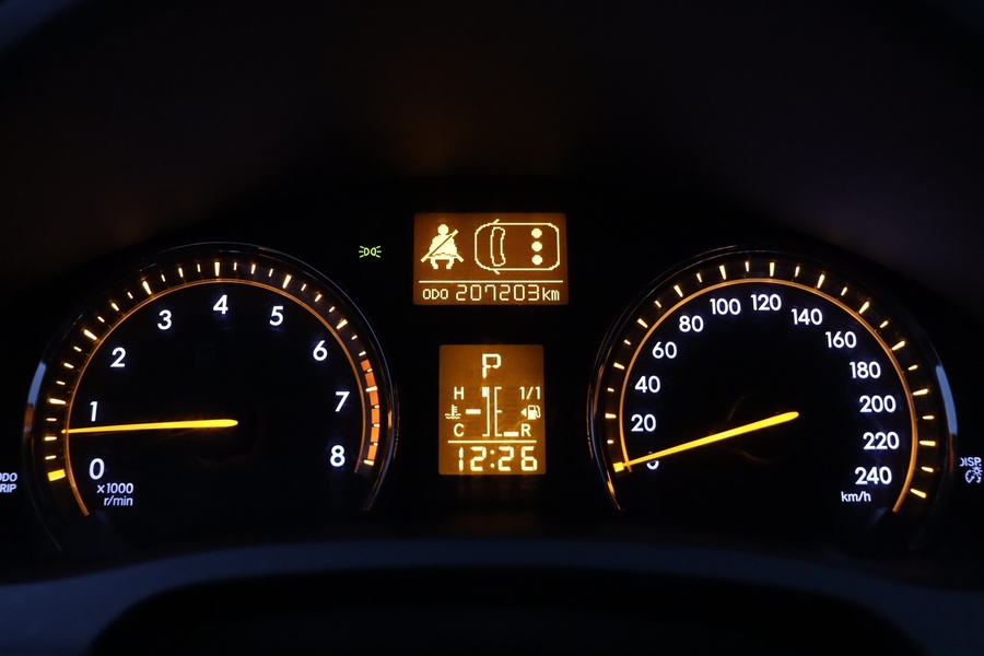 Toyota Avensis vaihtoauto