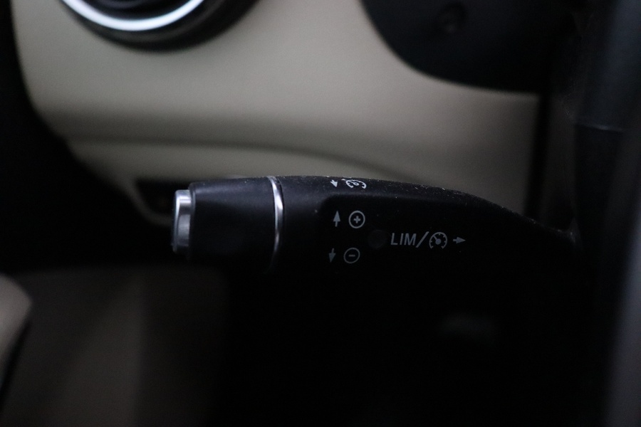 Mercedes-Benz GLA vaihtoauto