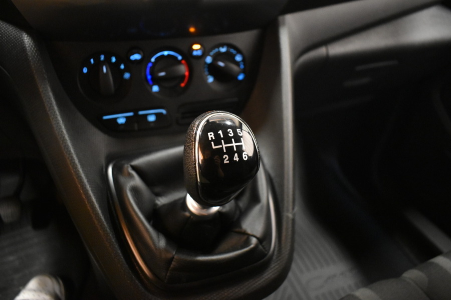 Ford Transit Connect vaihtoauto