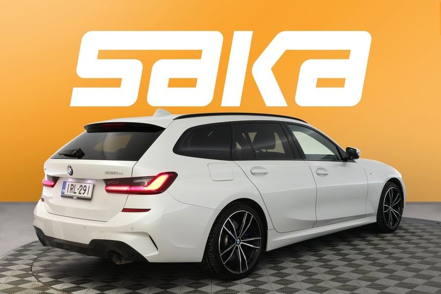 BMW 330 vaihtoauto