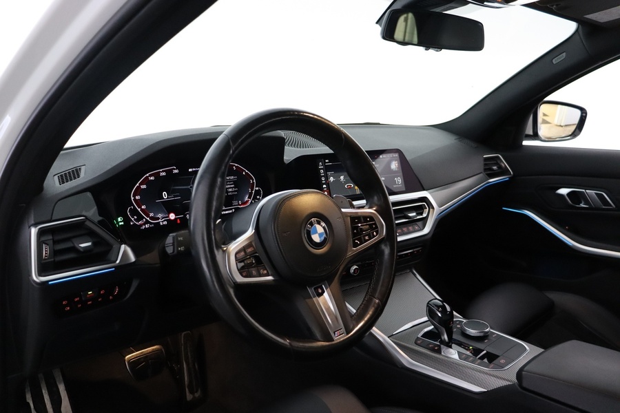 BMW 330 vaihtoauto