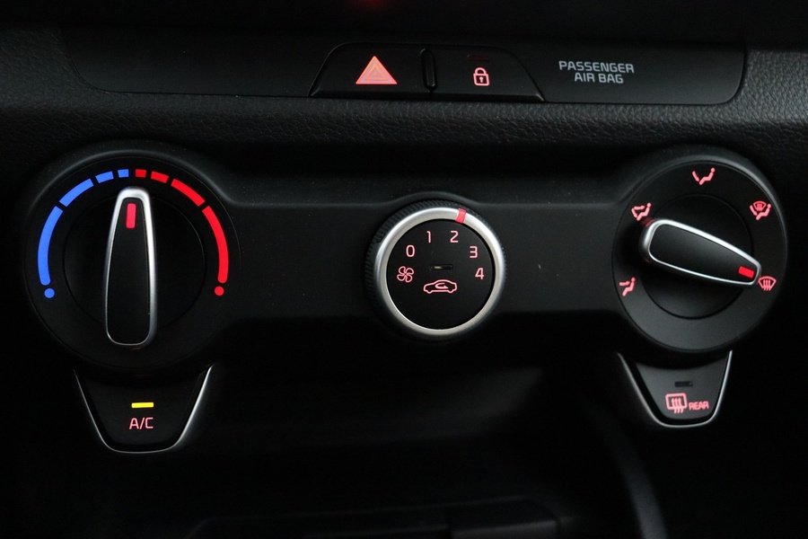 Kia Stonic vaihtoauto