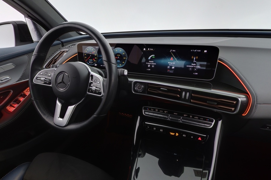 Mercedes-Benz EQC vaihtoauto