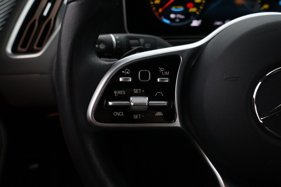 Mercedes-Benz EQC vaihtoauto