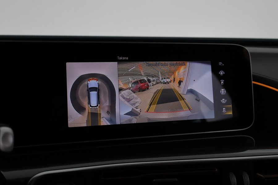 Mercedes-Benz EQC vaihtoauto