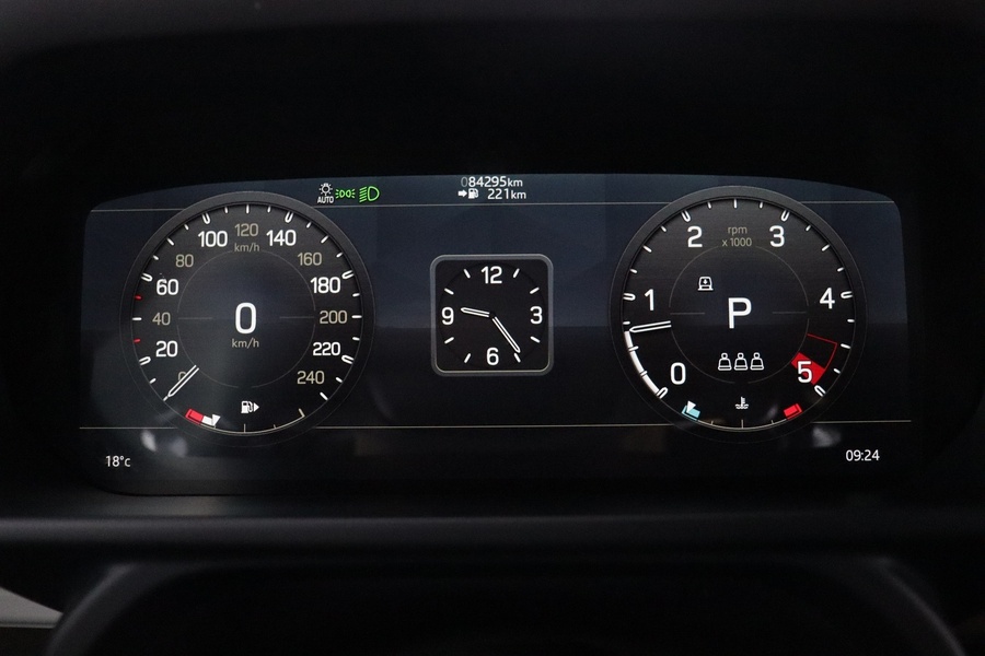 Land Rover Defender vaihtoauto