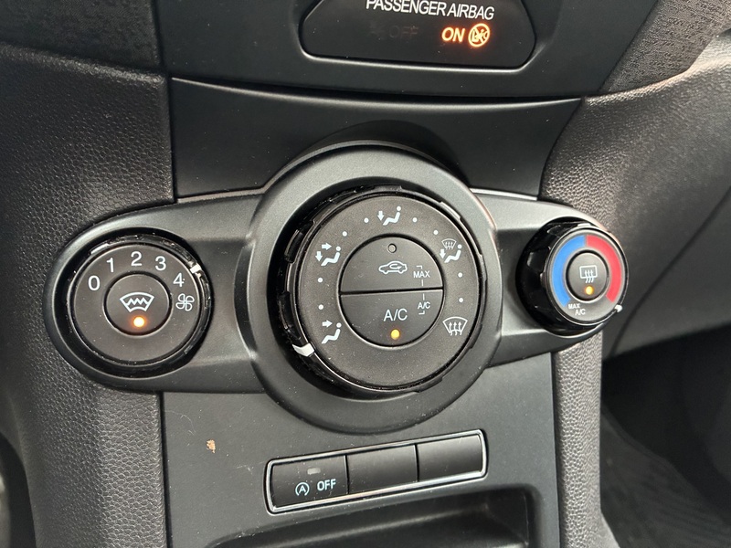 Ford Fiesta vaihtoauto