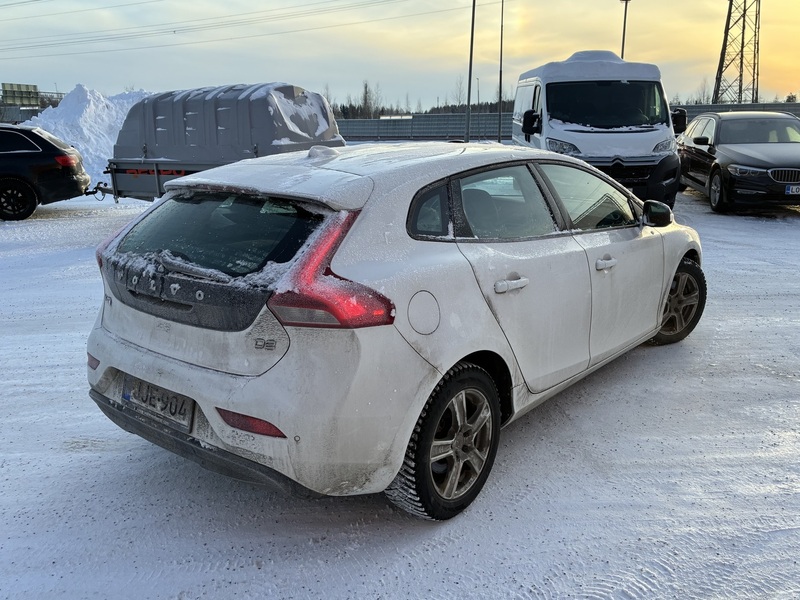 Volvo V40 vaihtoauto