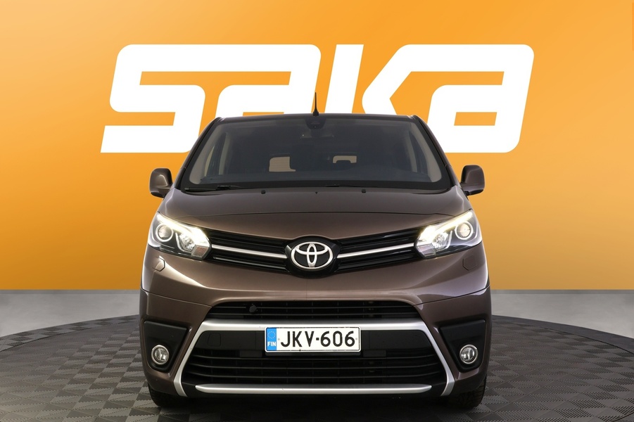 Toyota Proace Verso vaihtoauto