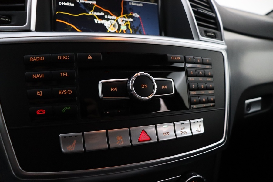 Mercedes-Benz ML vaihtoauto