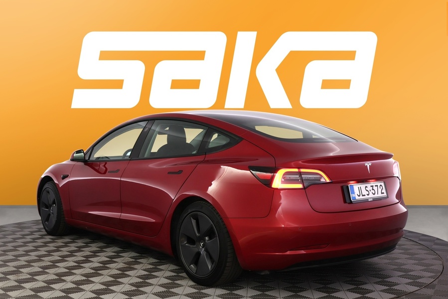 Tesla Model 3 vaihtoauto