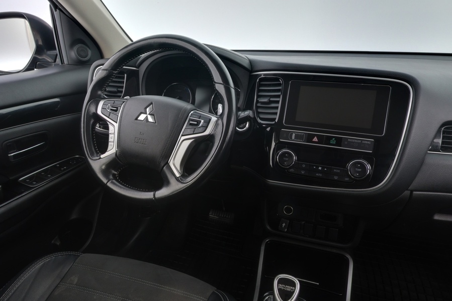 Mitsubishi Outlander vaihtoauto