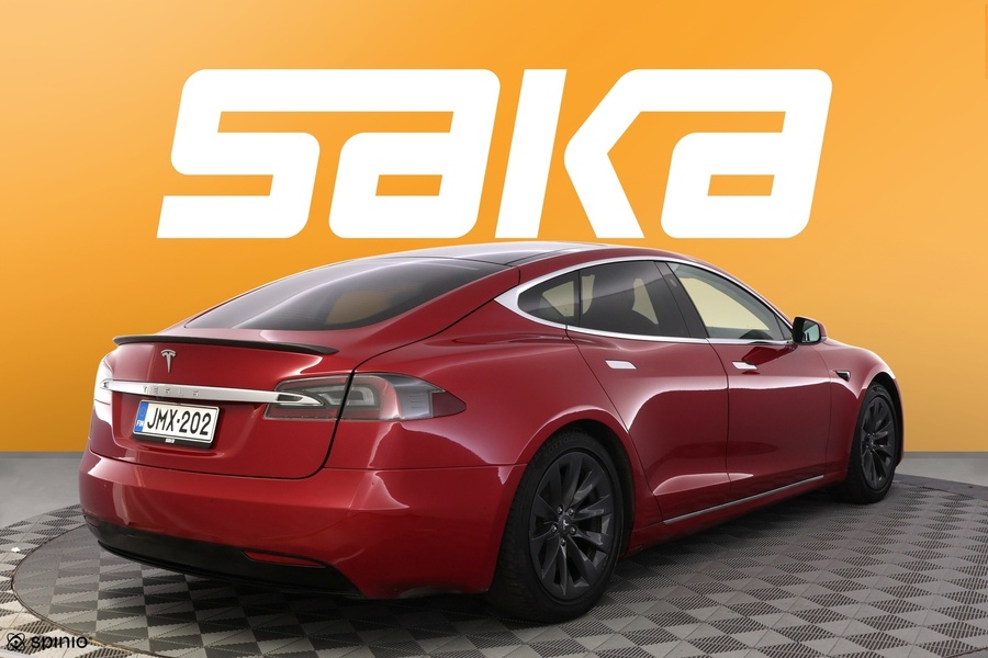 Tesla Model S vaihtoauto