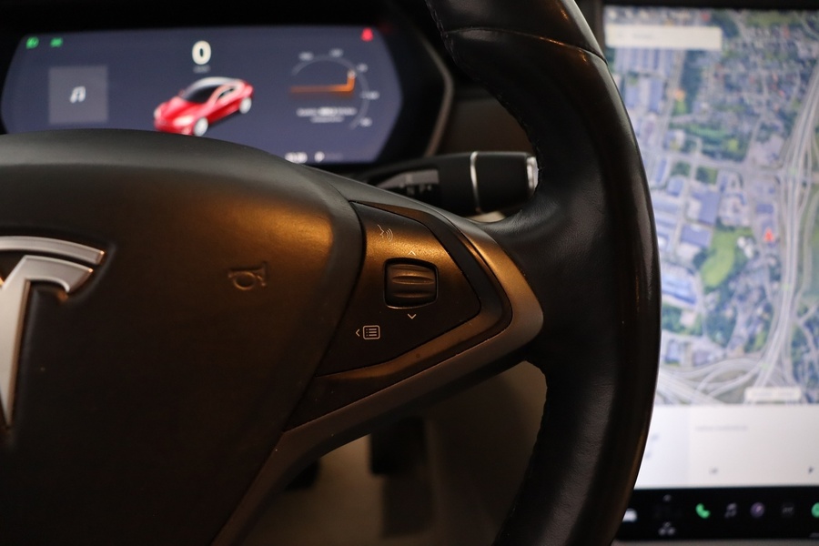 Tesla Model S vaihtoauto