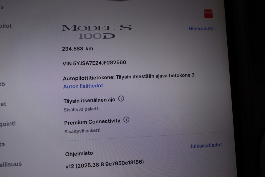 Tesla Model S vaihtoauto