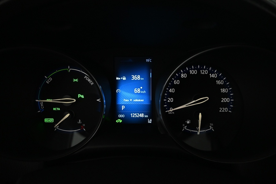 Toyota C-HR vaihtoauto