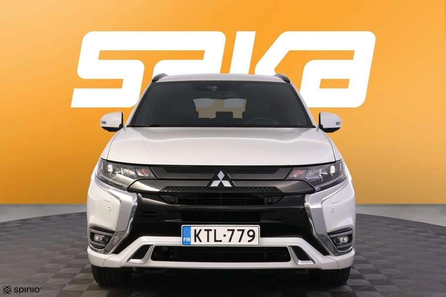 Mitsubishi Outlander PHEV vaihtoauto
