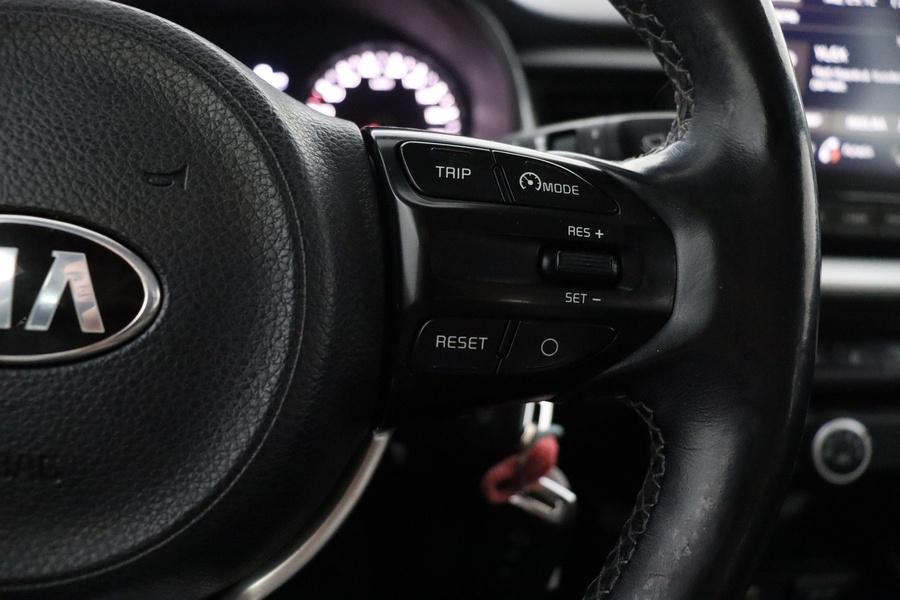 Kia Stonic vaihtoauto