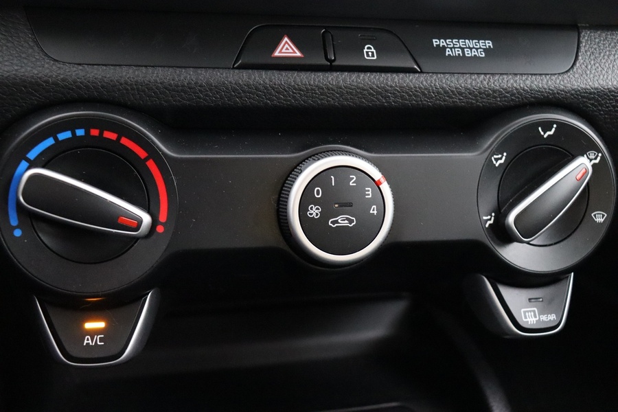 Kia Stonic vaihtoauto