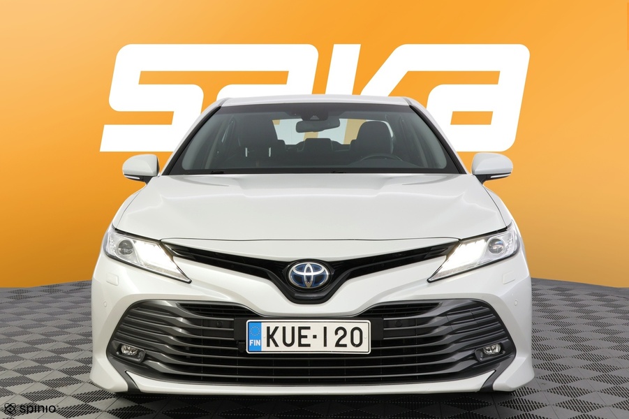 Toyota Camry vaihtoauto