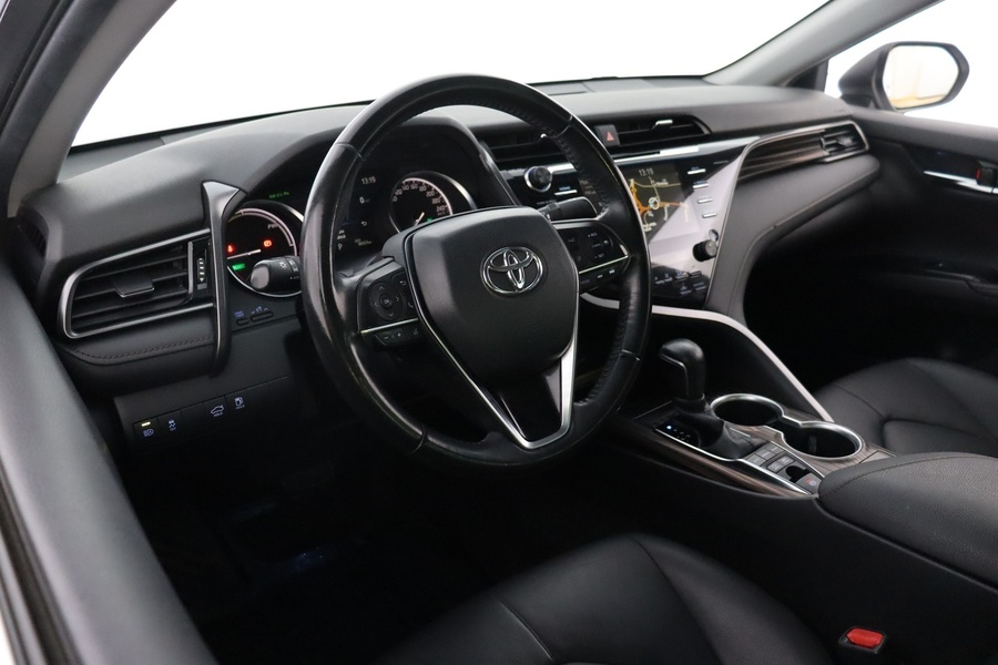 Toyota Camry vaihtoauto