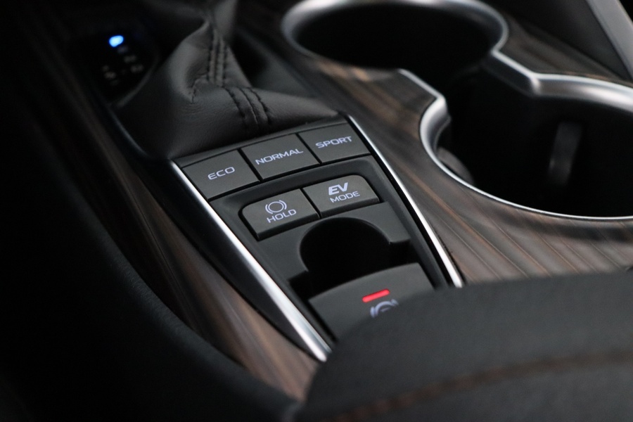 Toyota Camry vaihtoauto