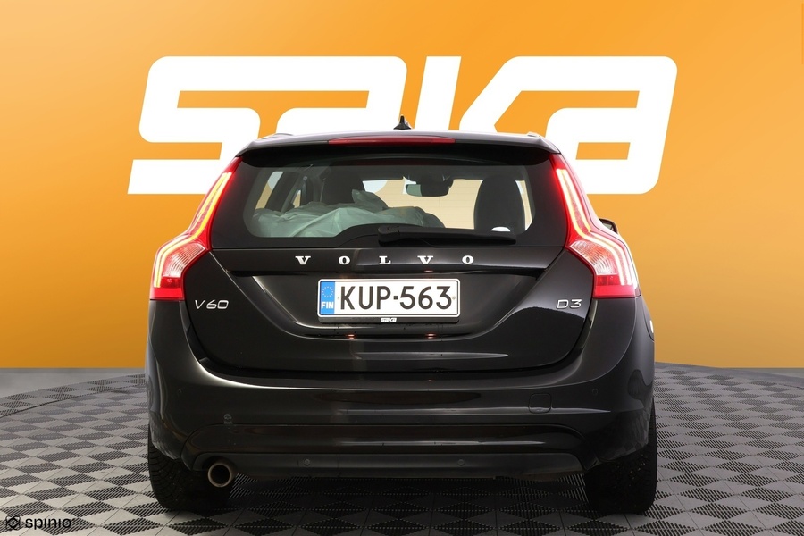 Volvo V60 vaihtoauto