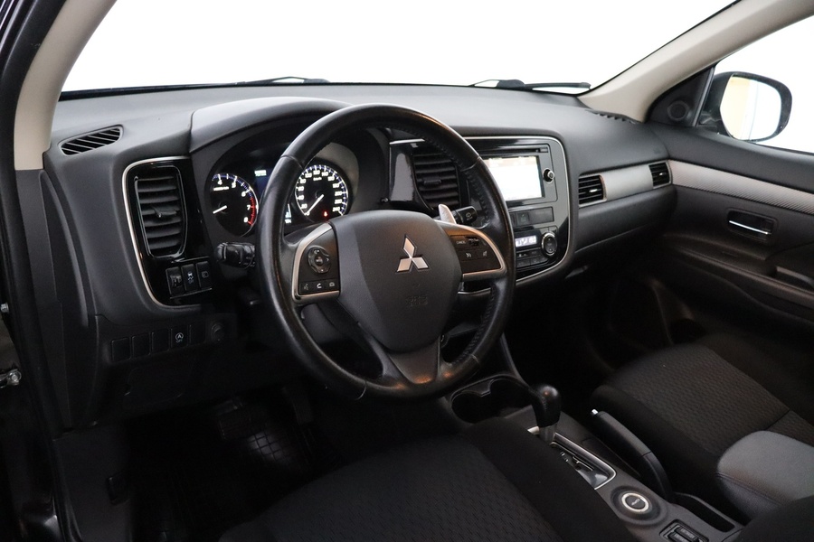 Mitsubishi Outlander vaihtoauto
