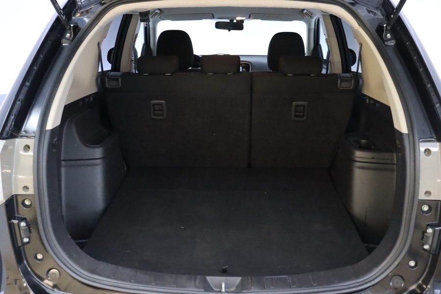 Mitsubishi Outlander vaihtoauto