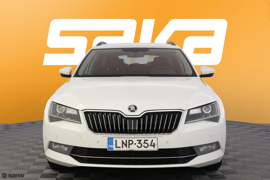 Skoda Superb vaihtoauto