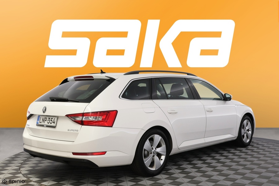 Skoda Superb vaihtoauto