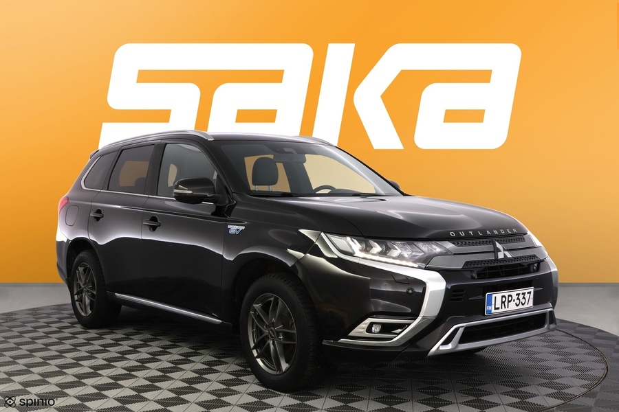 Mitsubishi Outlander PHEV vaihtoauto