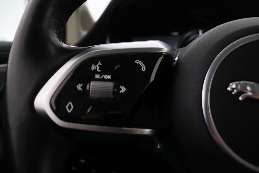 Jaguar I-PACE vaihtoauto