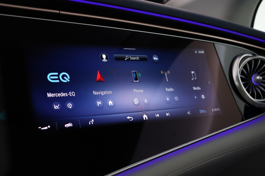 Mercedes-Benz EQE vaihtoauto