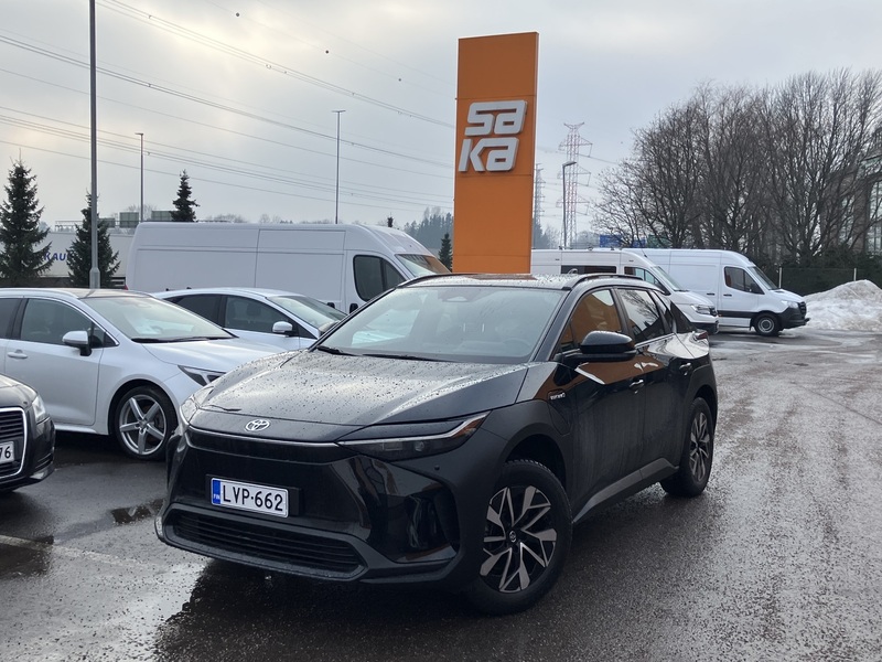 Toyota bZ4X vaihtoauto