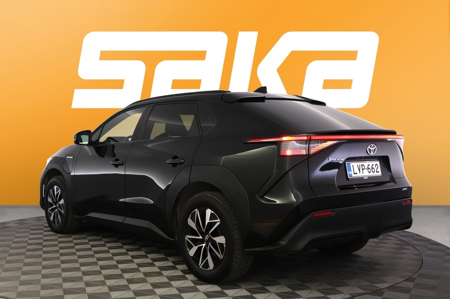 Toyota bZ4X vaihtoauto