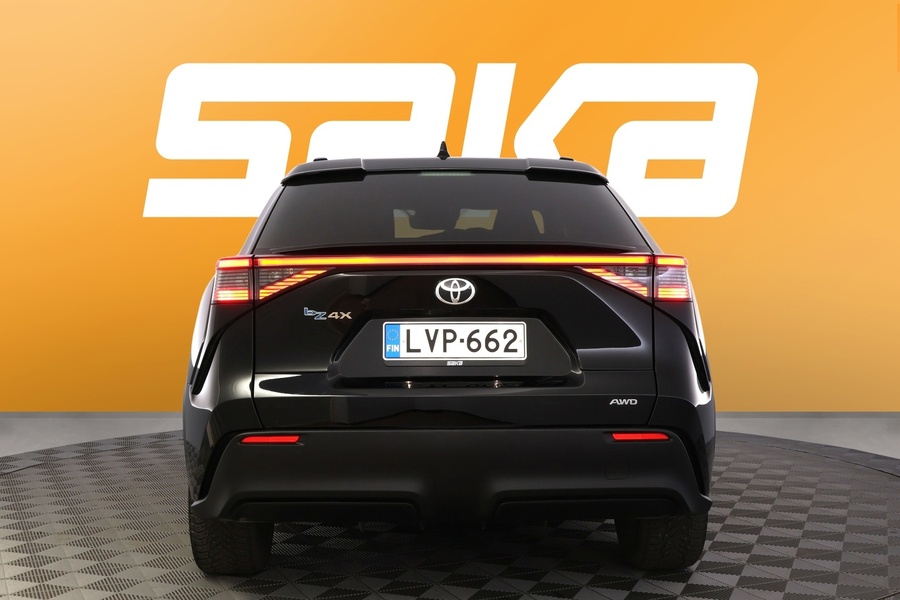 Toyota bZ4X vaihtoauto