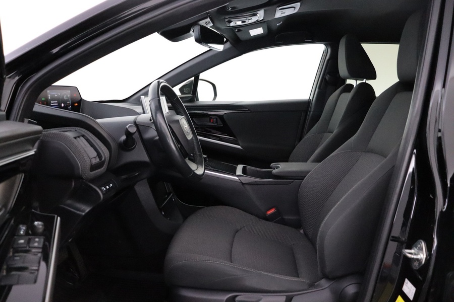 Toyota bZ4X vaihtoauto