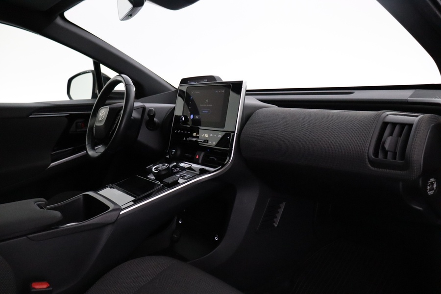 Toyota bZ4X vaihtoauto