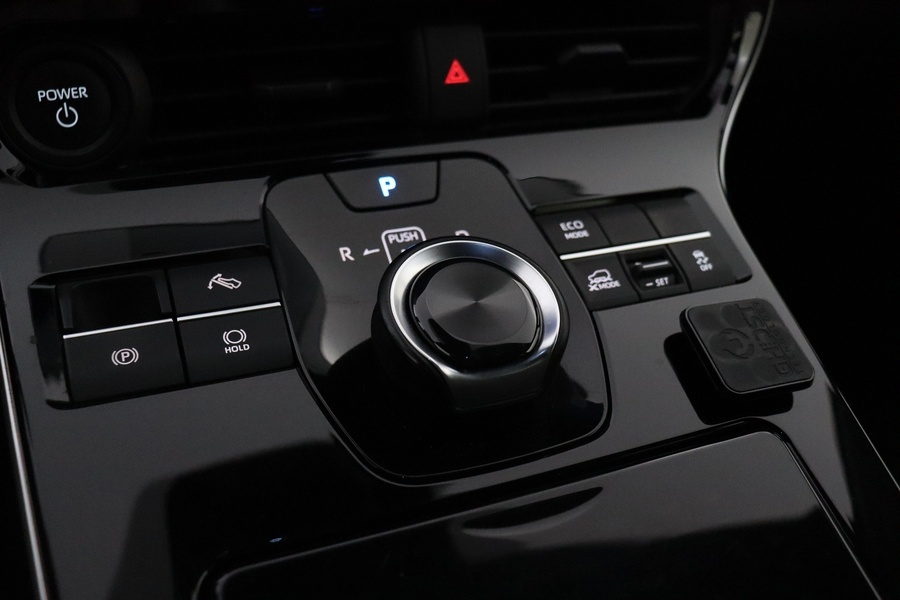 Toyota bZ4X vaihtoauto