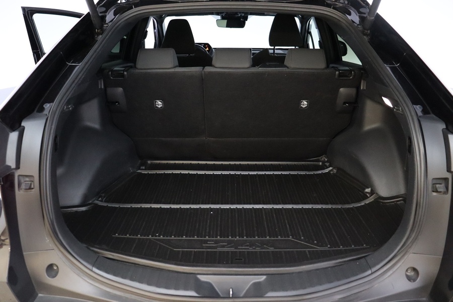 Toyota bZ4X vaihtoauto